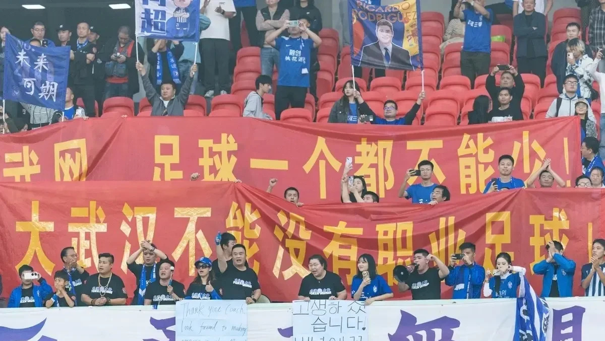 关于球队精神面貌焕然一新，备战氛围浓厚的信息