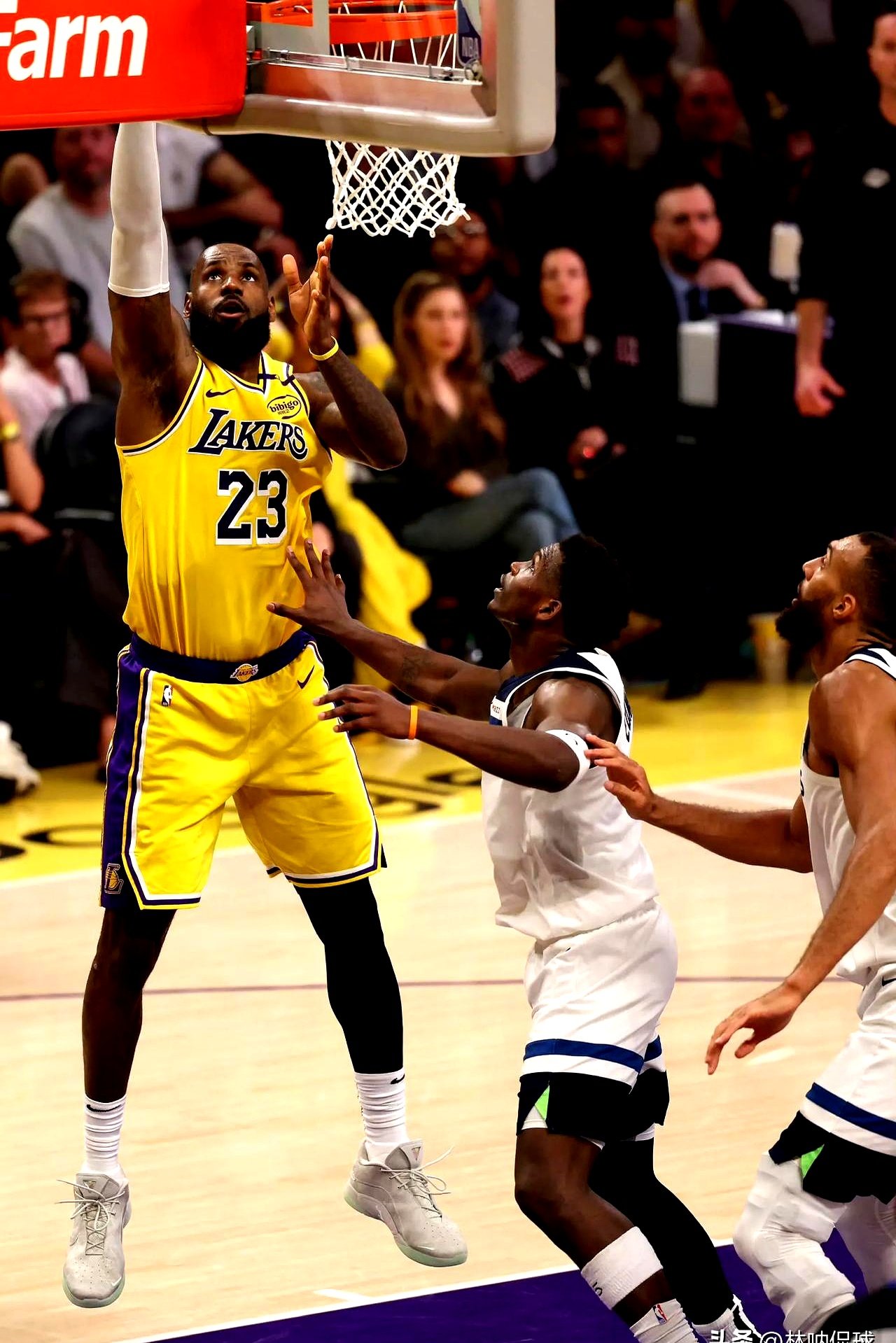 B体育app-加索尔兄弟对决！ESPN：19猛龙vs09湖人几场定胜负？的简单介绍